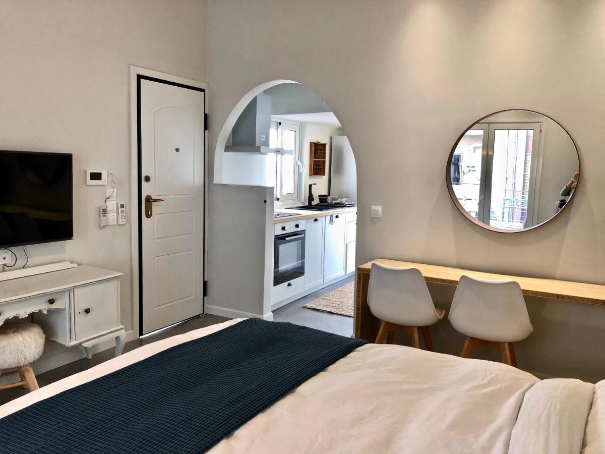 Five Brand New Boutique Apartments Central Athén Kültér fotó